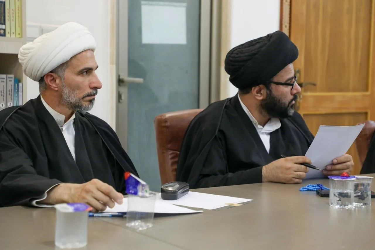اللجنة التحضيرية والعلمية في الهيأة العليا للمؤتمر التمهيدي الثاني ومركز الشيخ الطوسي يعقدان اجتماعًا لمناقشة استعدادات الهيأة العلمية للمؤتمر...