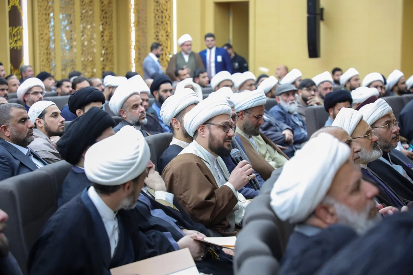القراءات السبع عند السيد المجاهد / عرض وتحقيق