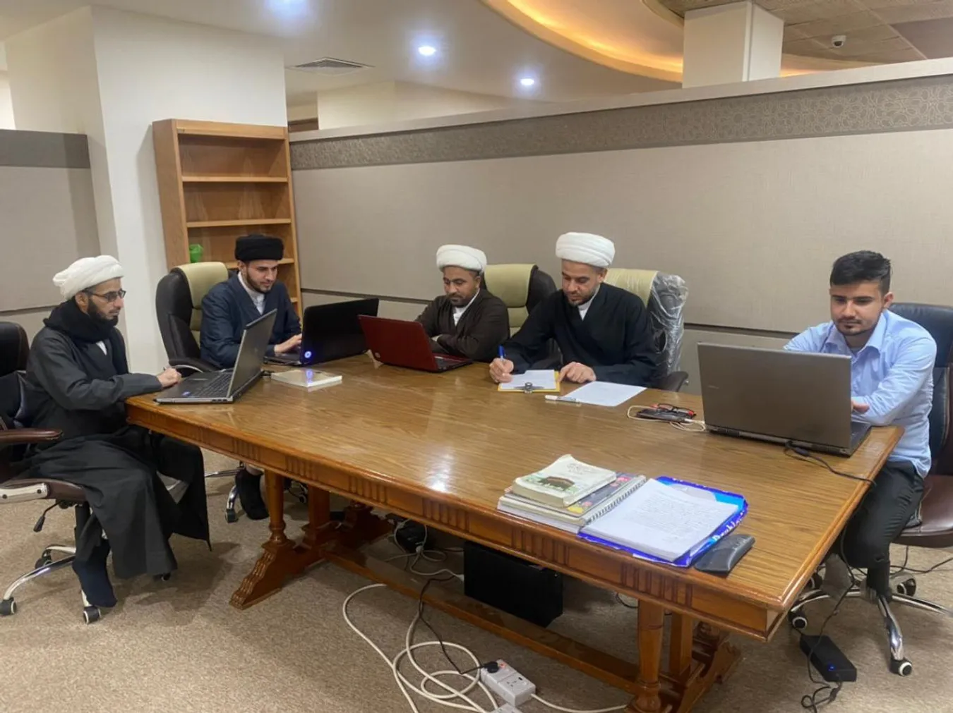 افتتاحُ مركزٍ متخصّصٍ بتحقيق تراث الحوزة العلميّة