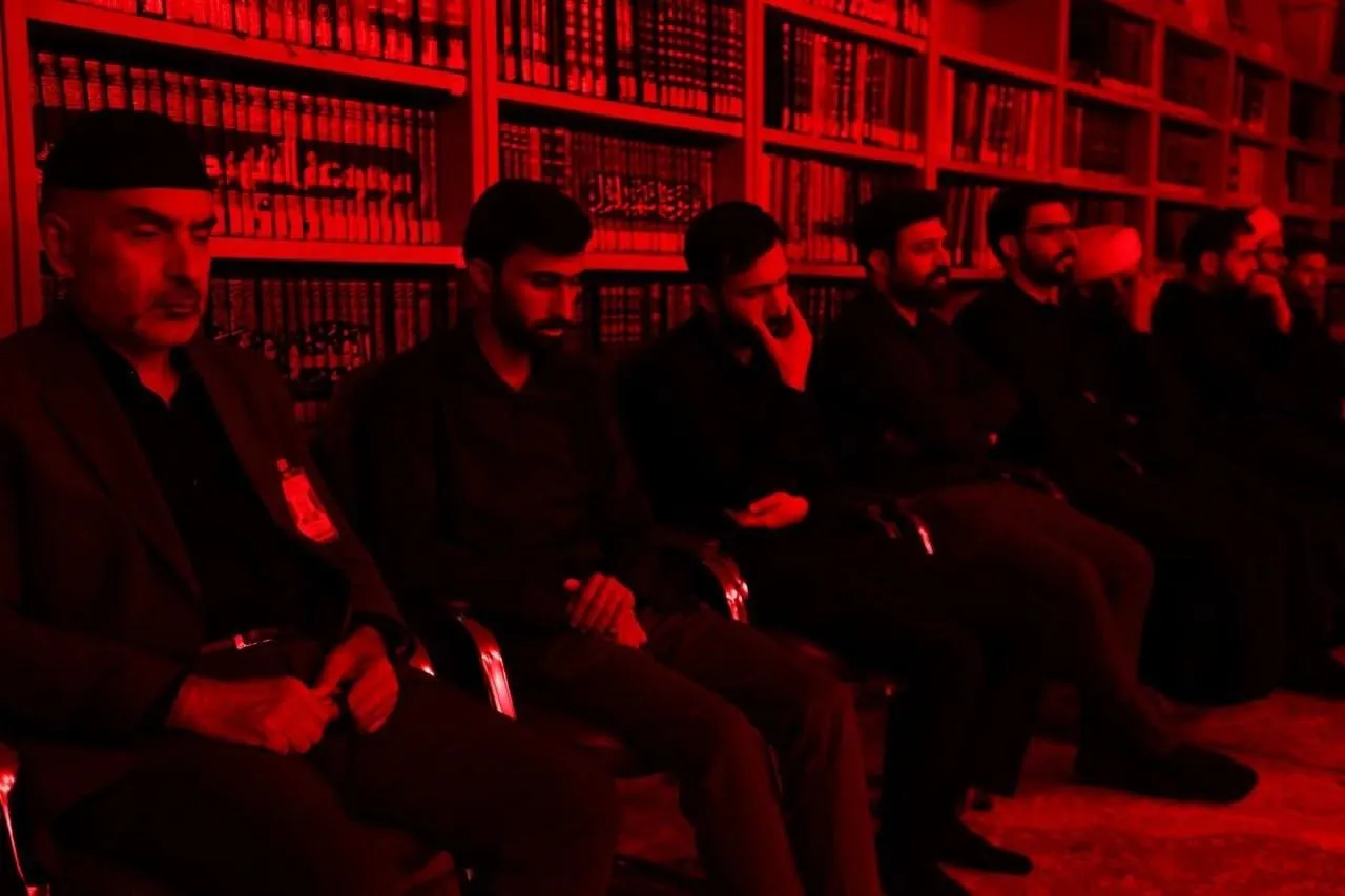 الهيأة العُليا لإحياء التراث تقيم مجلسًا عزائيًا لإحياء ذكرى شهادة الإمام السَّجاد (عليه السّلام)...