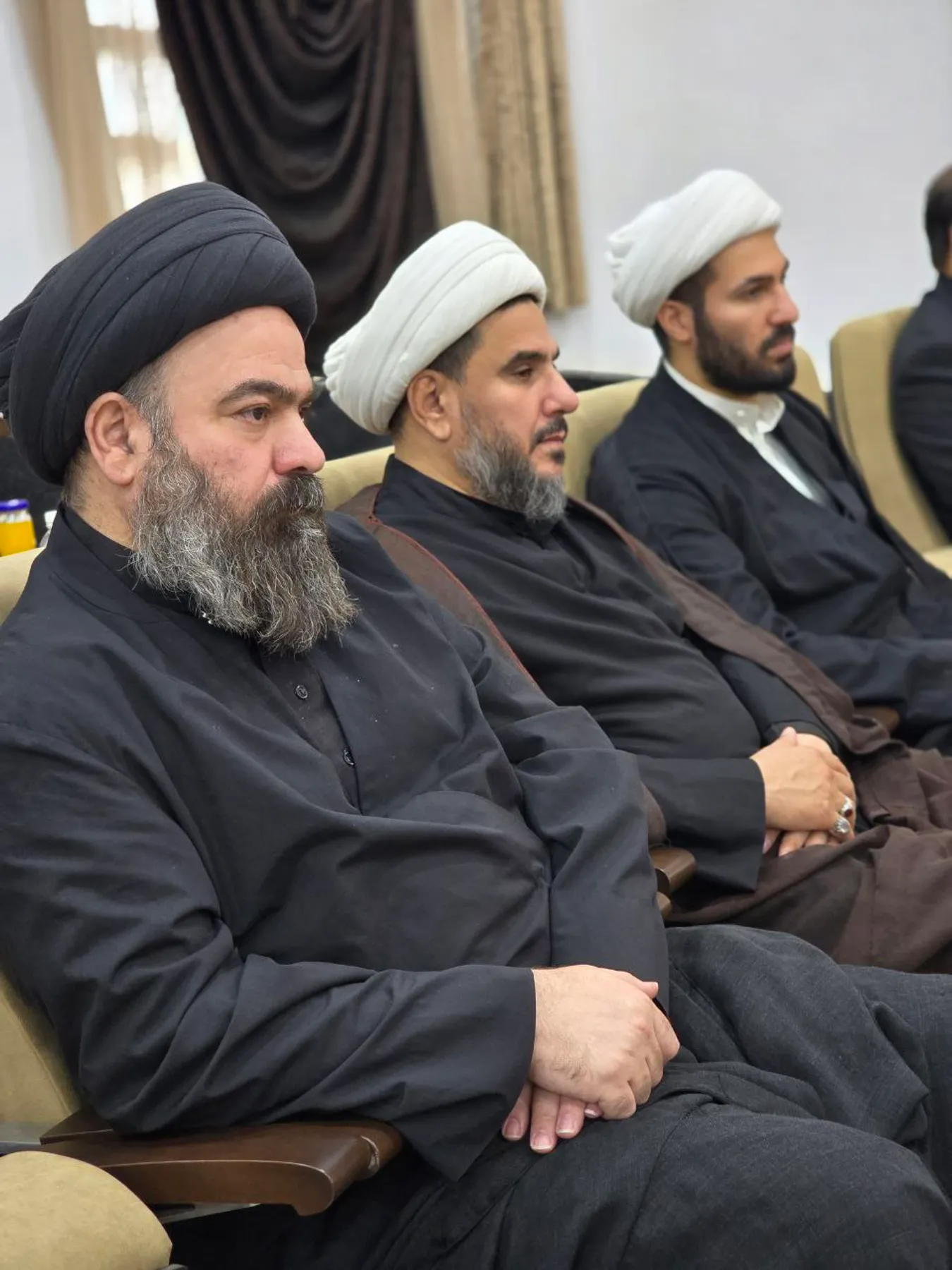 انطلاق أعمال المؤتمر الدوليّ السنويّ الثاني عشر لفكر الإمام الحسن المجتبى (الجلسة الحوزوية)، وتحت عنوان : الإمام الحسن(عليه السلام) بأقلام الآخرين/دراسات نقديّة وتحت شعار: الإمام الحسن (عليه السلام) قيادة وريادة