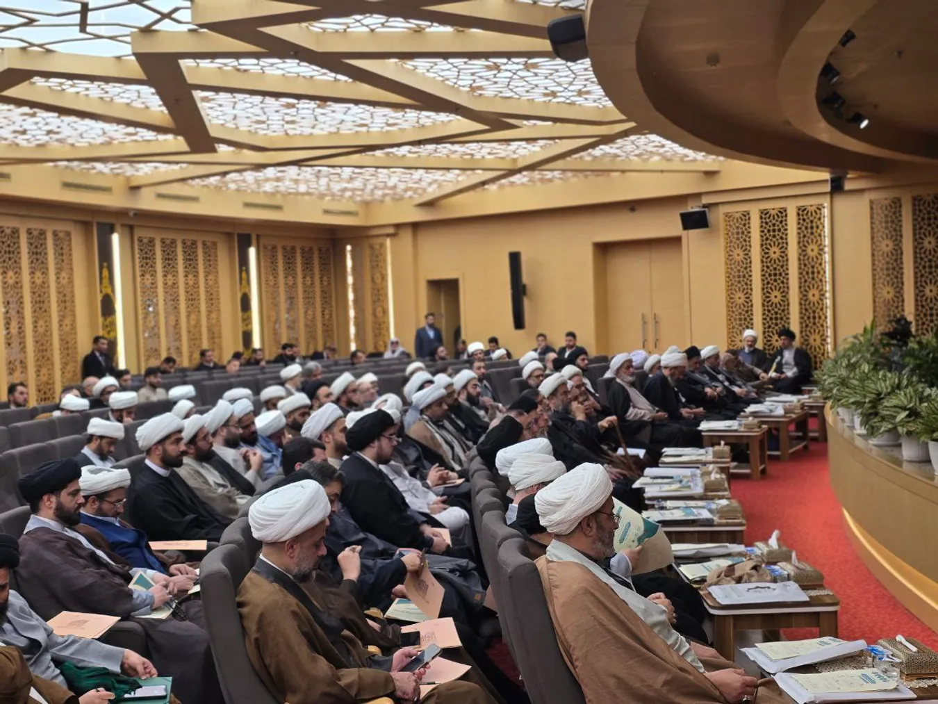 ما يثبت به الهلال في كتاب مصابيح الفقه للسيد المجاهد الباحث: فضيلة الشيخ رضا المختاري