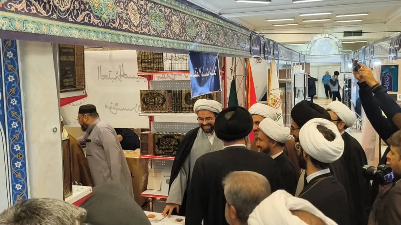 مركز الشيخ الطوسي للدراسات والتحقيق ينظم ندوة حول موسوعة التراث الفقهي للسيد البهبهاني