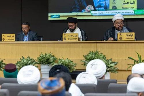 باحث من مركز الشيخ الطوسي يقدّم ورقة بحثية في مؤتمر الإمام الحجّة ضمن فعاليات أسبوع الإمامة الدولي الثاني.