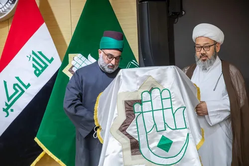 العتبة العباسية المقدسة تزيح الستار عن إصدار جديد لمركز الشيخ الطوسي كتاب (رسالة الأخوين ) في الحفل الختامي لأسبوع الإمامة الدولي بنسخته الثالثة.